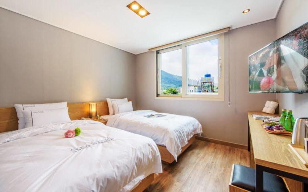 Sea Star Hostel Yeosu Exterior photo